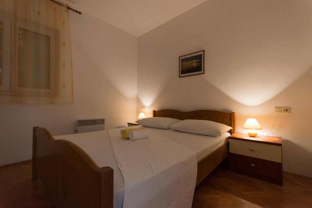Apartmani Gaube Trogir Exterior photo