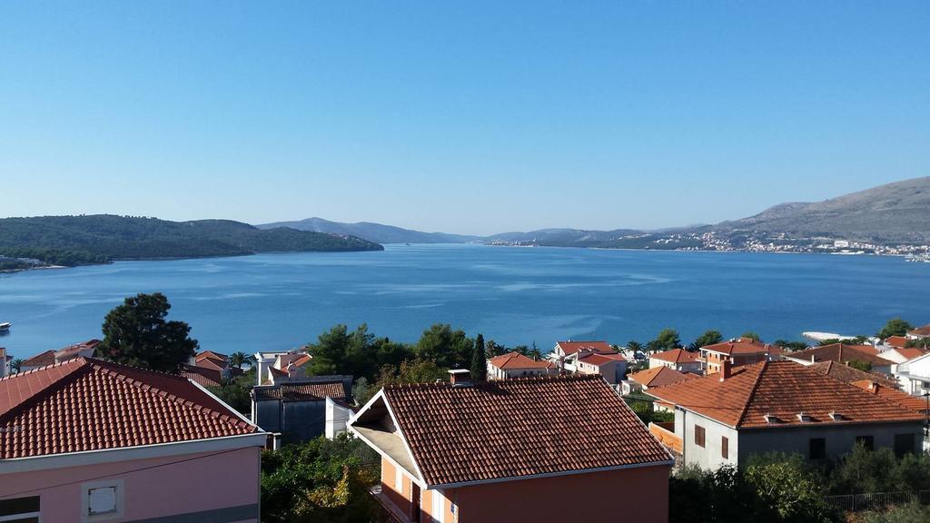 Apartmani Gaube Trogir Exterior photo
