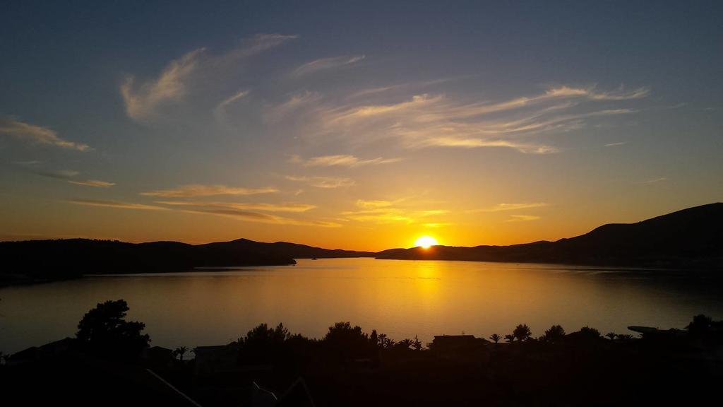 Apartmani Gaube Trogir Exterior photo